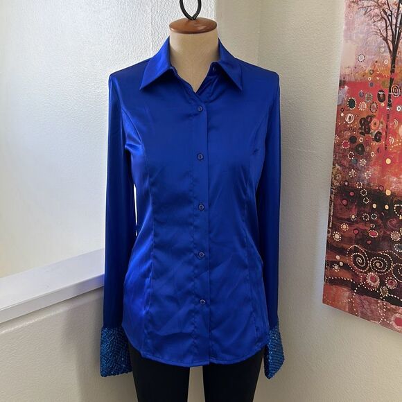 Le Superbe Superstoned Button Up Orbital Seamed Satin Fitted Shirt Cobalt Size 4 - Picture 2 of 7
